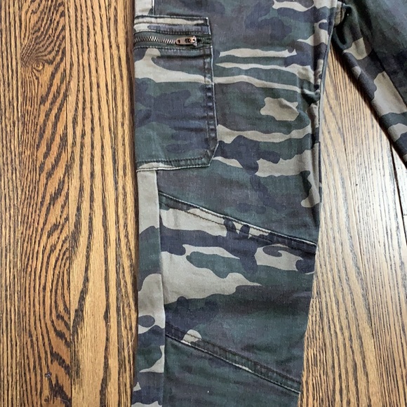 Camo Skinny Moto Jeans - Picture 4 of 8